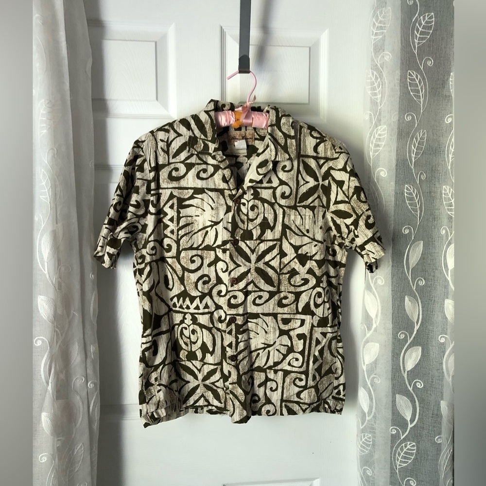 Vintage Blue Hawaii Print Button down Short Sleeve Shirt Medium 100% cotton